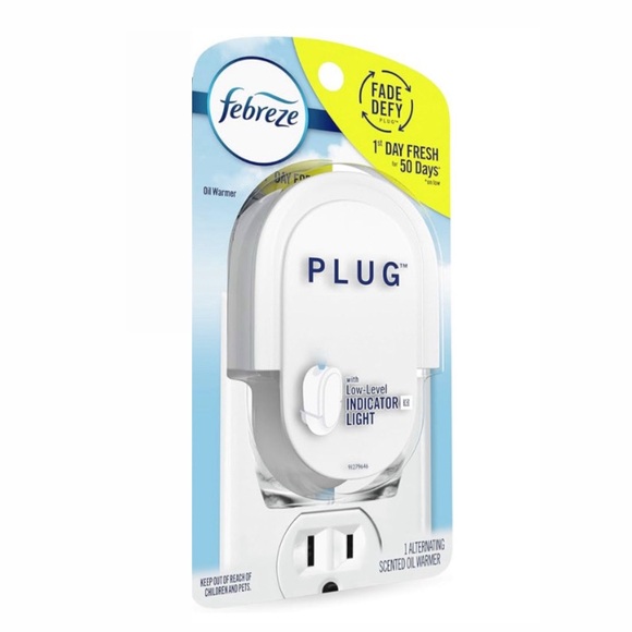 1 Febreze Plug In Air Freshener Fade Defy Oil Warmer (WARMER ONLY NO CARTRIDGE) - Picture 1 of 4